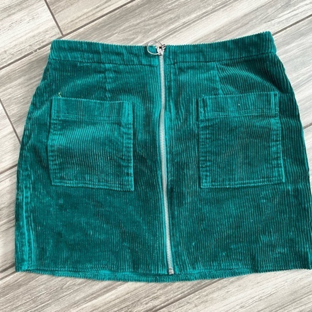 Forever 21 Green Zip Mini Skirt